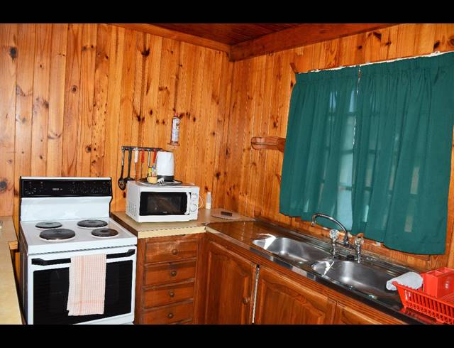 28 BEDROOM LODGE FOR SALE IN JEFFREYS BAY CENTRAL